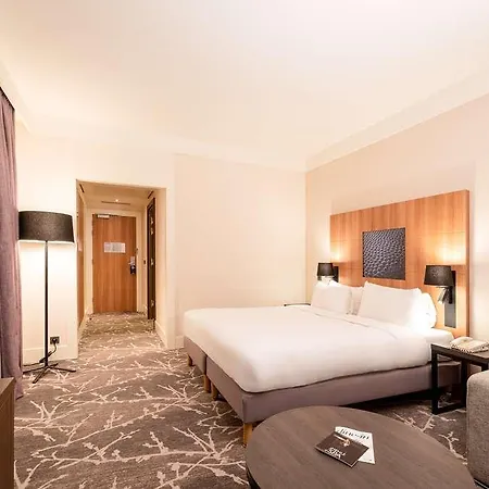 Radisson Blu Paris. Marne-la-vallee * Magny-le-Hongre